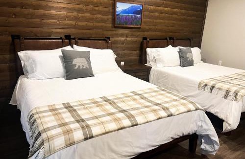 Seward Hotel | Spruce Lodge