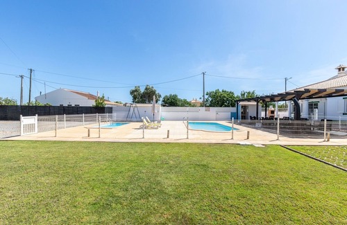Albufeira Villa | Squad Green Villa, Pool, Wifi, AC