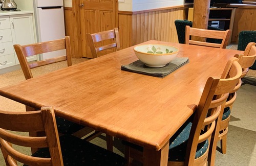 Hotham Heights Apartment | Squatters Rest