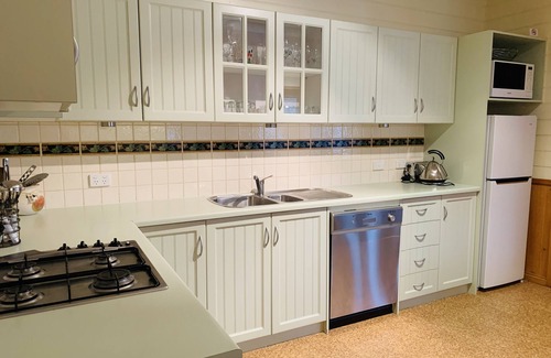 Hotham Heights Apartment | Squatters Rest