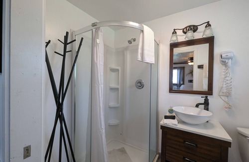 Squaw Valley Cabin | Squaw Valley Motel Room #8