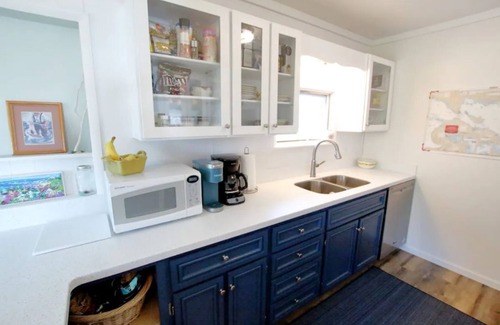 St Ignace House | Squeaky Clean! Gorgeous St. Ignace Beach House!