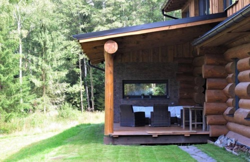 Benesov nad Cernou House | Srub Kuří by Interhome