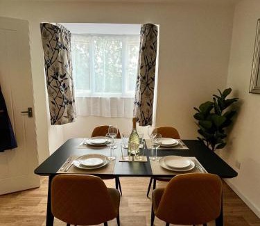 Colchester Apartment | St Andrews Gardens- 2 bedroom flat with views over town- A welburg property managed by Catchpole Stays