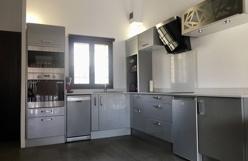 Saint-Cyprien Plage Ski Chalet | St Cyprien holiday home with swimming pool