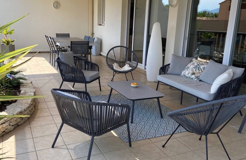 Saint-Cyprien Plage Apartment | St Cyprien Luxury apartment with swimming pool near the beach
