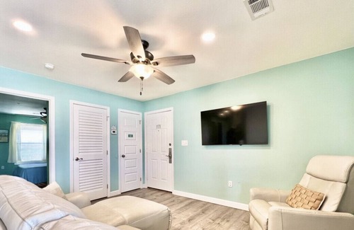 Destin Condo | St. Martin Villa #132 · 3 Bed/2 Bath - Sleeps 8 with Private Beach Access