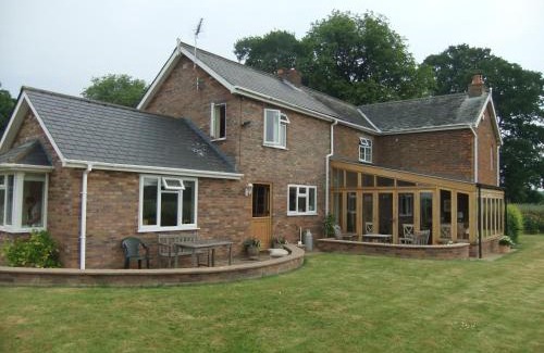 Tilney Fen End Bed & Breakfast | St Mary’s Lodge B and B