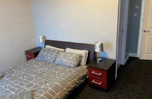 Shipley House | St Pauls Rd - Townhouse Accommodation