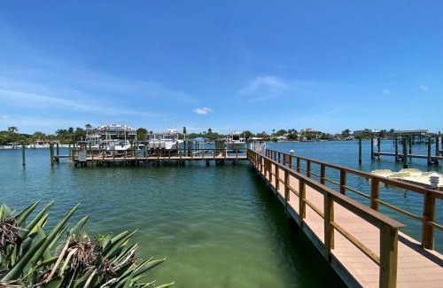 Belle Vista House | St Pete Beach Penthouse Beach & Intercoastal Views