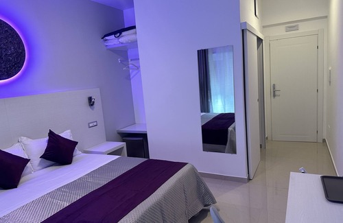 Quartiere XIII Aurelio Bed & Breakfast | St.peter's Moon near St. Peter's Basilica and very close to the historic center