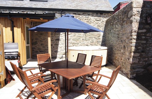 Rhyd-y-foel Cottage | Stable Barn - HW7591