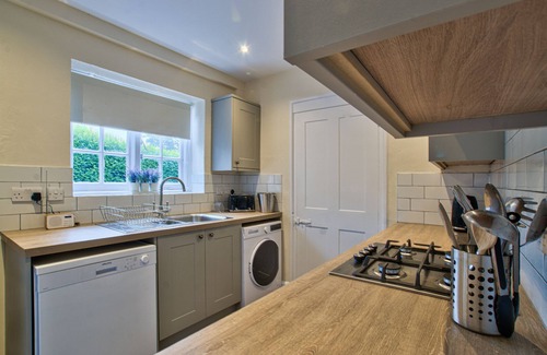 Alderbury Cottage | Stables Cottage by Group Retreats