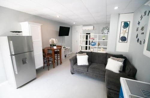 Saint James Apartment | Stacys Place #3 Studio Apartment
