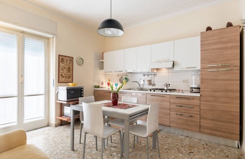 Borgo-Sanzio Apartment | Stadium &Villa Bellini Big APT with Terrace x5