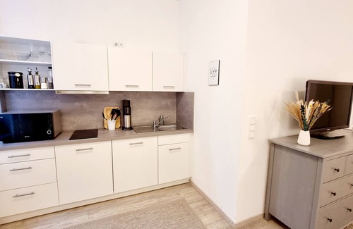 Weingarten Apartment | Stadtgarten-Studio + parking in the center