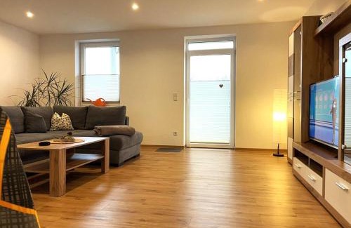 Frankenberg Apartment | STADTOASE moderne Wohnungen mit Balkon, Komfort und Ruhe, Für Monteure geeignet, Free WiFi