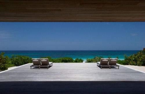 Dunmore Town Villa | Stairway to Heaven - Dune House X Oceanfront