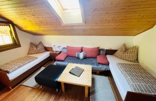Lesachtal Other | Stallon apartment with balcony