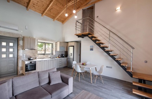Meganisi Villa | Stamatina - Two Bedroom Villa, Sleeps 4