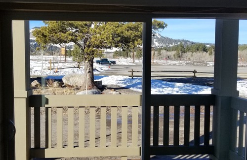 Mammoth Lakes Cabin | Stand-alone, Sequestered and Quiet - New and unique lodging in Mammoth Lakes