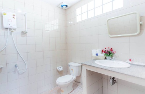 Maret Resort | Standard budget double room A