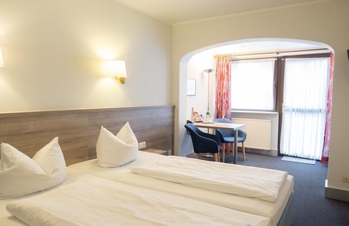 Boppard Hotel | Standard Doppelzimmer - DAS Ebertor Hotel & Hostel