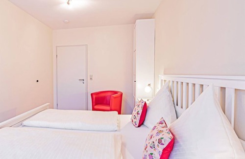 Langsur Bed & Breakfast | Standard Doppelzimmer mit Balkon - Weingut Johannishof