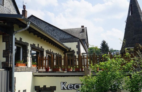 Gemuenden House | Standard Double Room - Hotel Restaurant Gemünden