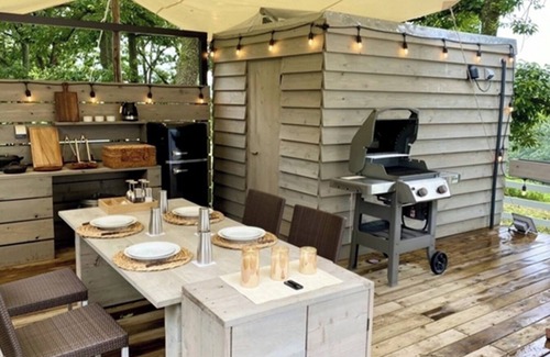 Haga RV Rental | Standard plan3 people Enjoy glamping and a luxu/ Tochigi