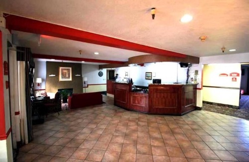 Roseville Hotel | Standard Queen Room Non-Smoking