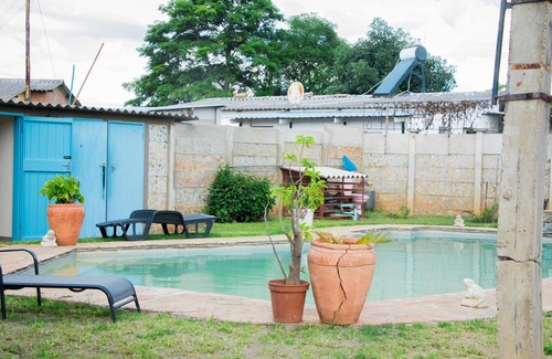 Bulawayo Apartment | Standard Room 2 in Morningside Guesthouse - 2092