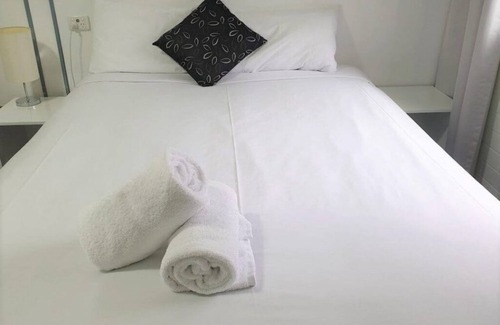 Kearneys Spring Bed & Breakfast | Standard Room With Queen bed With Free Continental Breakfast
