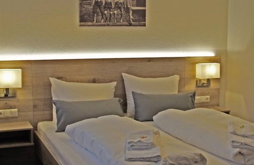Oberammergau Bed & Breakfast | Standard Suite without Balcony - Mammhofer Suite & Breakfast