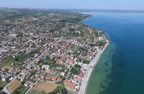 Makrigialos Condo | Star Beach Resort - Makrygialos Beachfront Haven