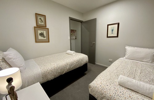 Twizel House | Star Gaze from Rhoboro Road (Wifi)-Xmas/New Year Rates Refer Description