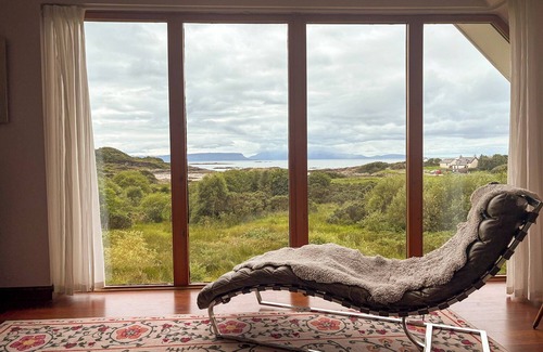 Arisaig House | Star na Mara is warm, welcoming, dog-friendly — a perfect Highland retreat!