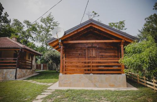 Gornji Milanovac House | Stara kuća i brvnara