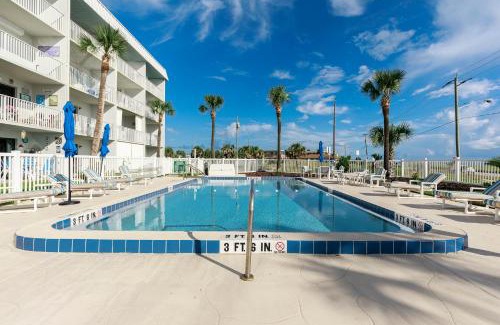 Ormond-by-the-Sea Apartment | Starboard Light 1