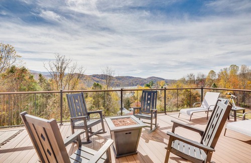 Abingdon Cabin | Stargazer Cabin- A Frame w/Lake & Mountain Views