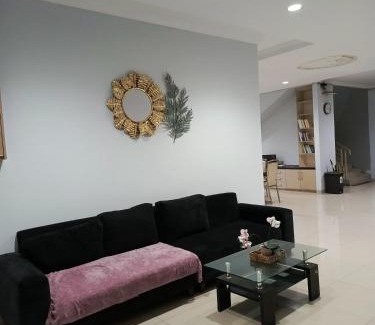 Binong House | Stariez Karawaci