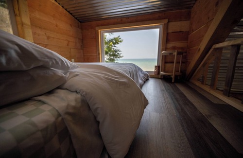 Cheboygan Cabin | "Starlight Cabin" Off-Grid Tiny Home on Lake Huron