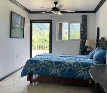Silver Hill Gap Hotel | Starlight Chalet & Health Spa