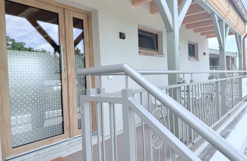 Guldengossa Apartment | Starlight Magic – Deluxe Apartment with 2 Bathrooms & Star View