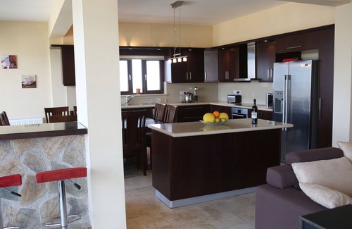 Theletra Villa | Starlit Villa is a lovely stone-built villa 360 m2 with a private swimming pool