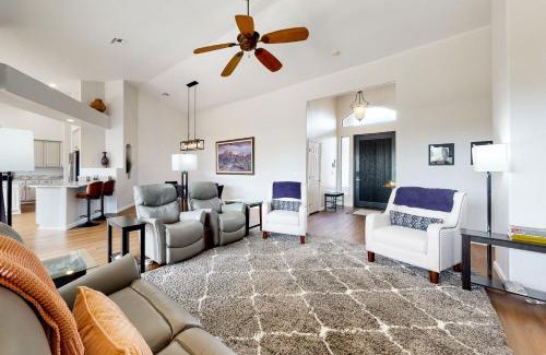 Catalina Shadows Estates House | Starmist Mountain View