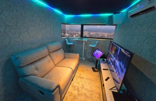 Taman Midah Apartment | StarSuiteAC at Arte Cheras with Soundproof Karaoke, Billiard, Air-Hockey