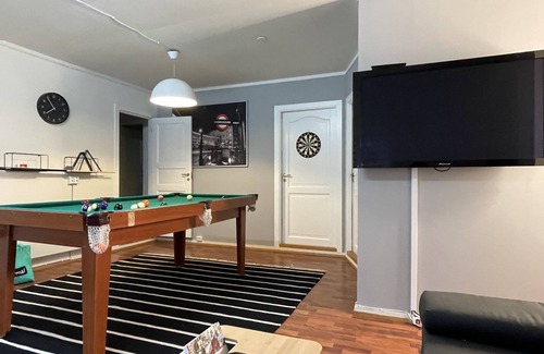 Stavanger Apartment | Stavanger Bnb - billiard & Sauna