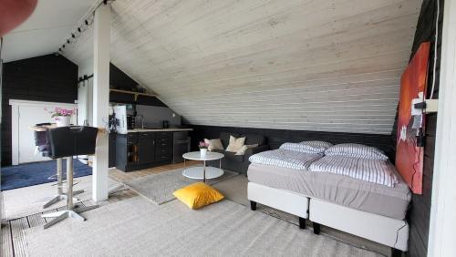 Larvik Apartment | Stavern, cosy and intimate studio apartment