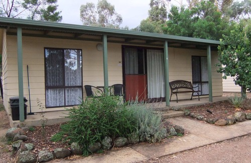 Stawell Cottage | Stawell Holiday Cottages